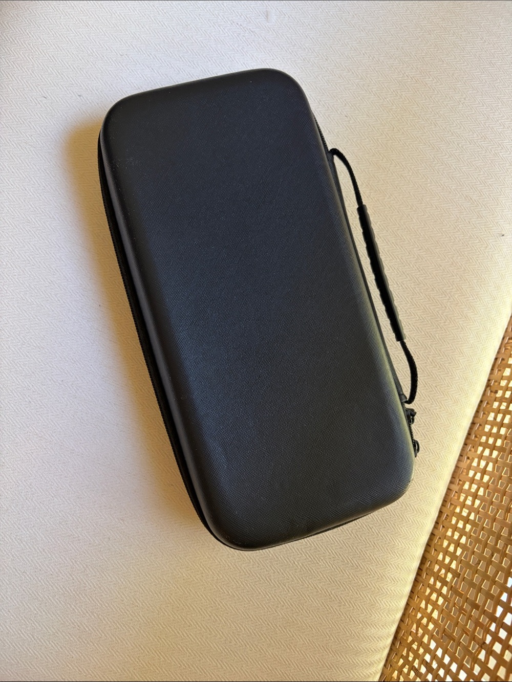 Black Hard Shell Electronics Travel Case - Universal Protective Pouch Nintendo